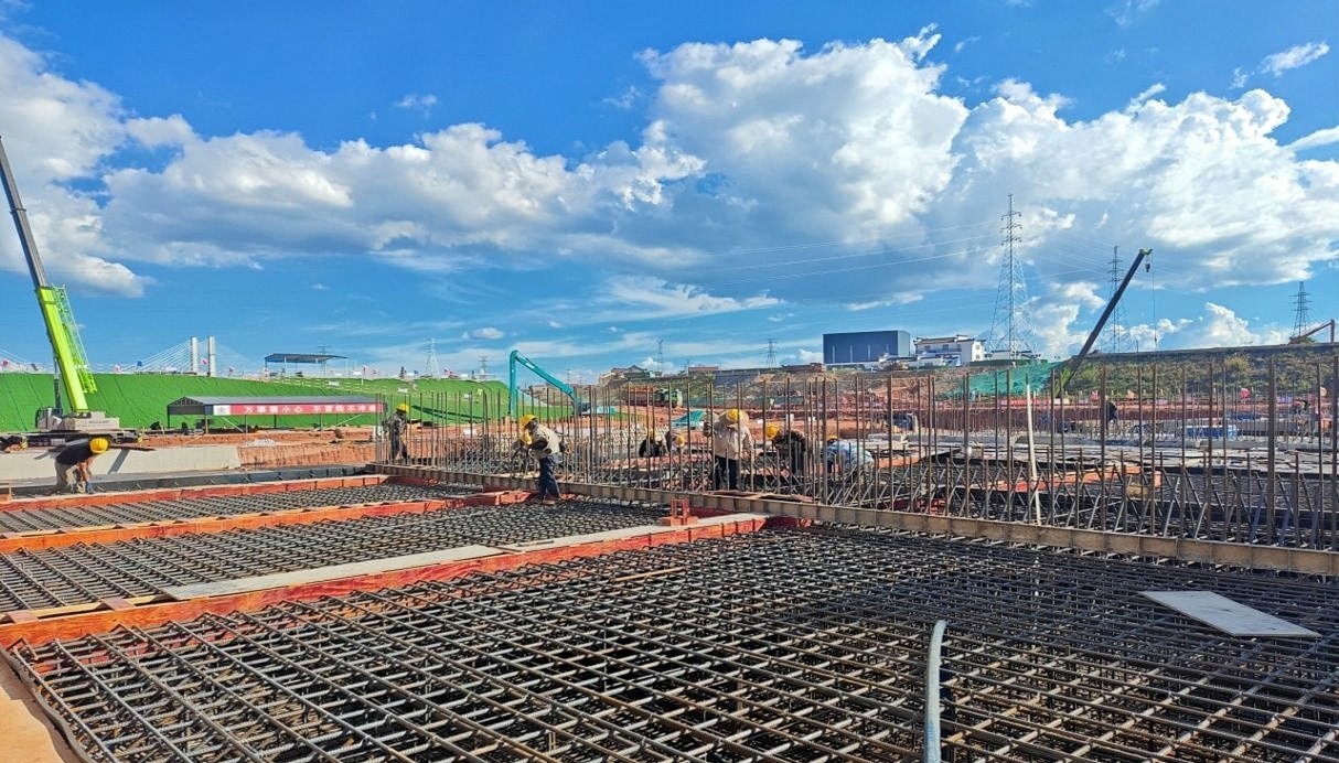 “雙節”假期“不打烊”，常山江航電樞紐項目（柯城段）持續刷新“進度條”